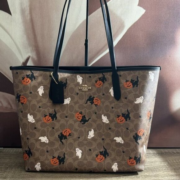 New Coach City Tote In Signature Canvas With Halloween Print CW450 - Picture 1 of 8